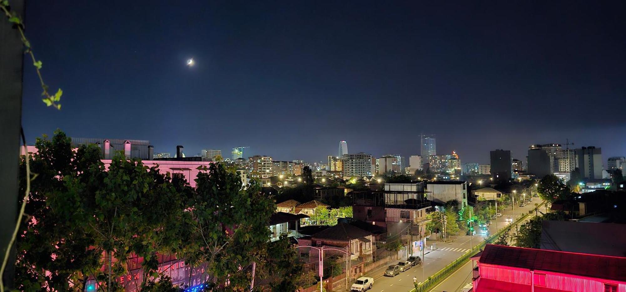 Hotel Sunny Batumi Kültér fotó